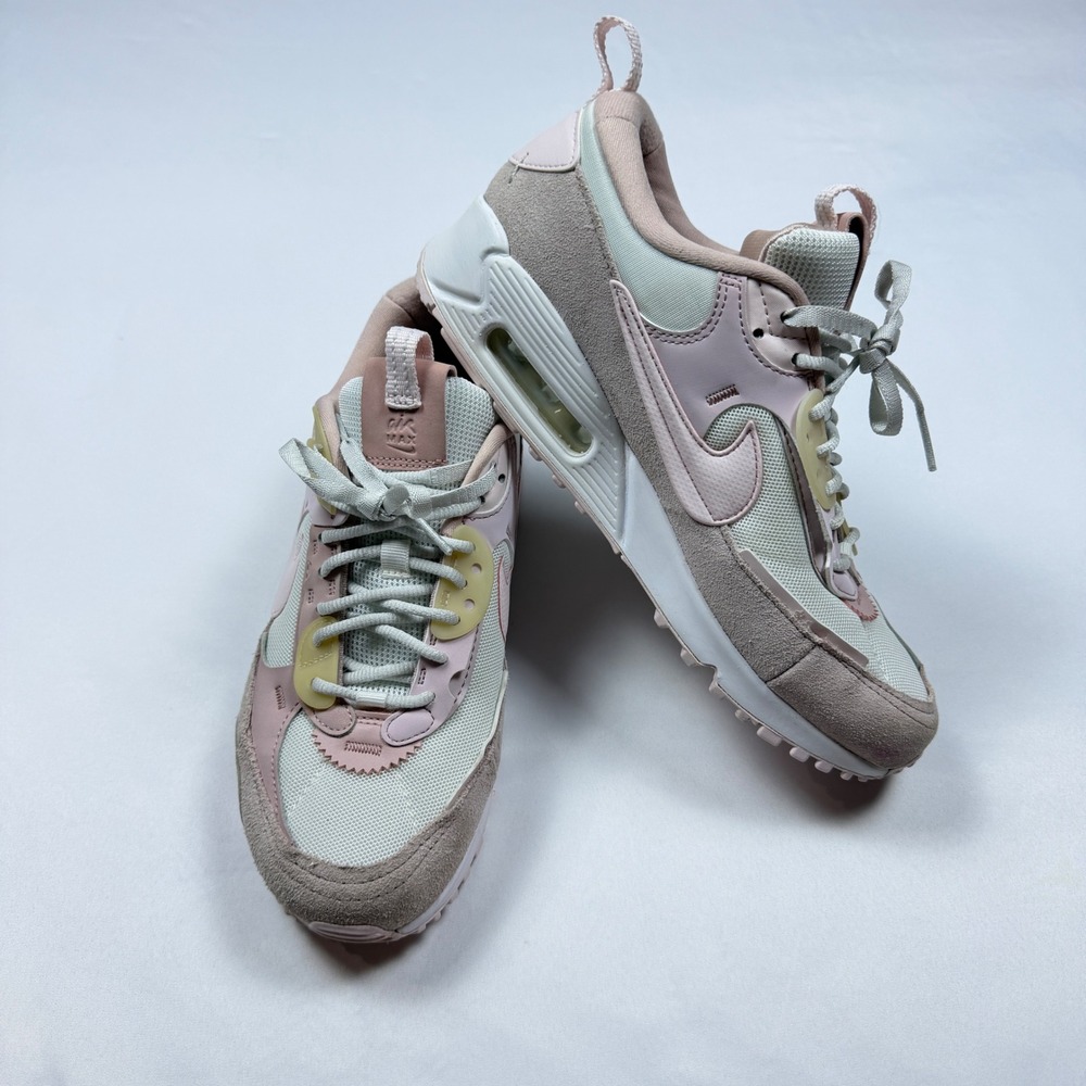 Nike Air Max 90 Futura Sneakers Womens 8 Pink Barely Rose‎ Suede Mesh DM9922-104